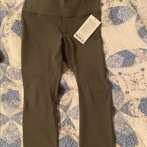 NWT Lululemon In Focus Run Tight sz 10
